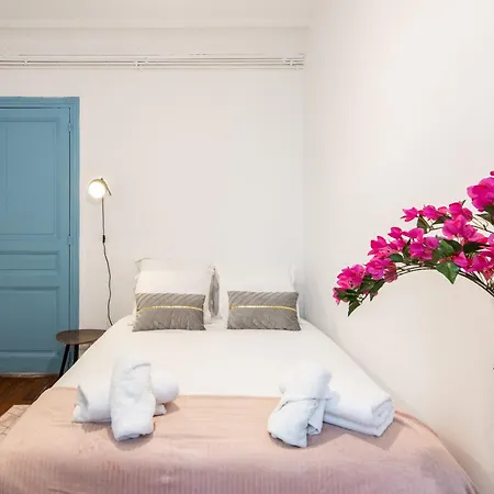 Stylish 2-bedroom Near The Famous Moulin Rouge דירה פריז