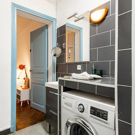 Stylish 2-bedroom Near The Famous Moulin Rouge Paříž